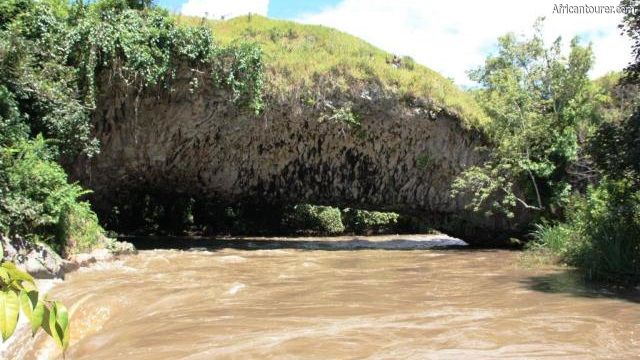  Daraja la mungu - Mbeya, a view from upstream on the banks of Kiwira river. [1]