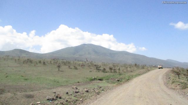  Mount Makarot of Ngorongoro conservation area, as seen from the road to Olduvai gorge