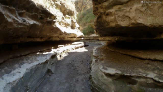  Ol Jorowa gorge of Hell's gate national park, a view from the inside [1]