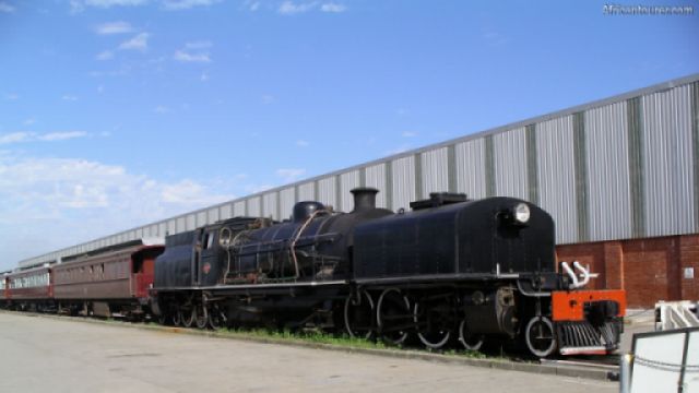  Outeniqua Transport museum of George, one of the trains on display <sup>1</sup>